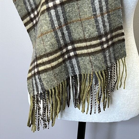 Burberry Classic Vintage Check 100% Lambs Wool Scarf - - Picture 4 of 7